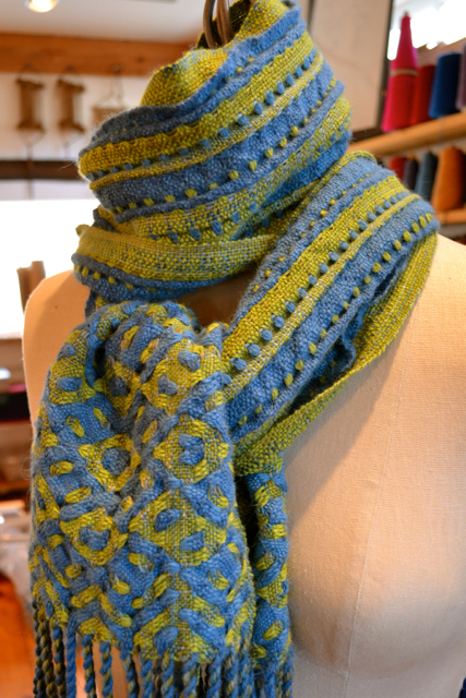 Bumpy Scarf1